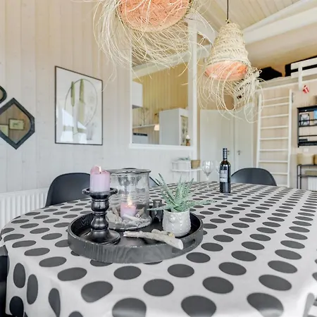 Fridtjof - 100m From The Sea By Interhome *