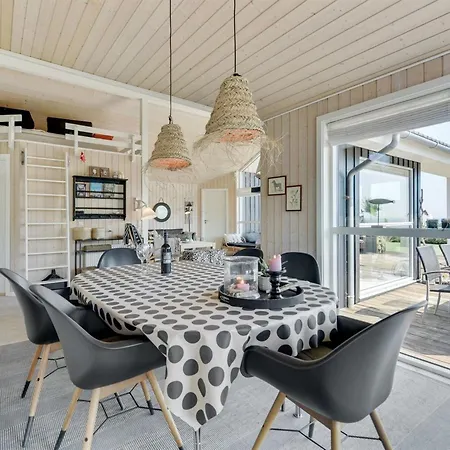 Holiday home Fridtjof - 100m From The Sea By Interhome Sarup