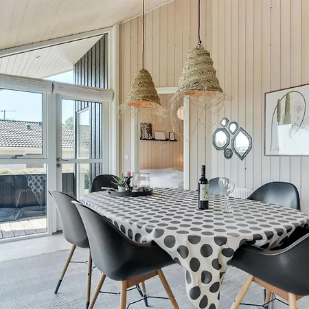 Fridtjof - 100m From The Sea By Interhome Ferienhaus *