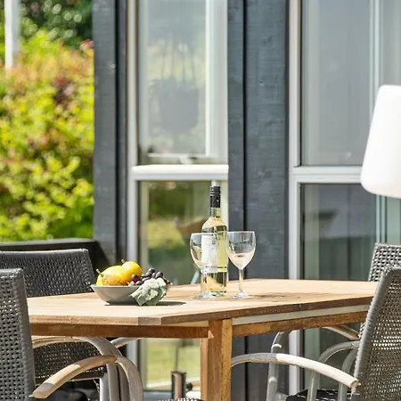 Holiday home Fridtjof - 100m From The Sea By Interhome *
