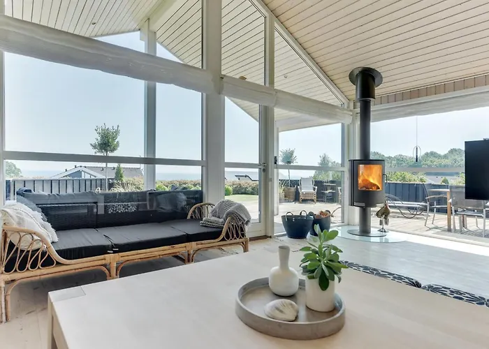 Fridtjof - 100m From The Sea By Interhome